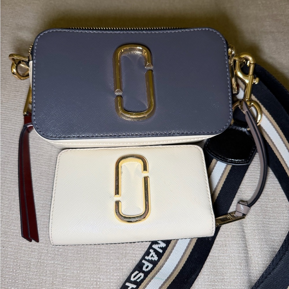 Marc Jacobs Gold and Cream Crossbody Bag Set